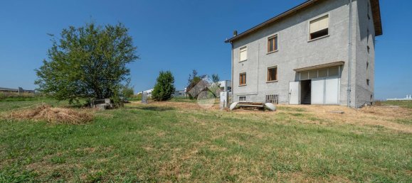 16 rooms House in Bibbiano, Italy No. 134155 10