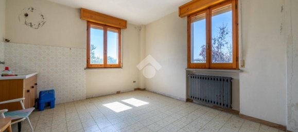 16 rooms House in Bibbiano, Italy No. 134155 33