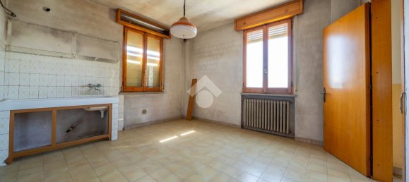 16 rooms House in Bibbiano, Italy No. 134155 22