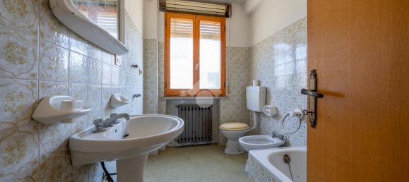 16 rooms House in Bibbiano, Italy No. 134155 16