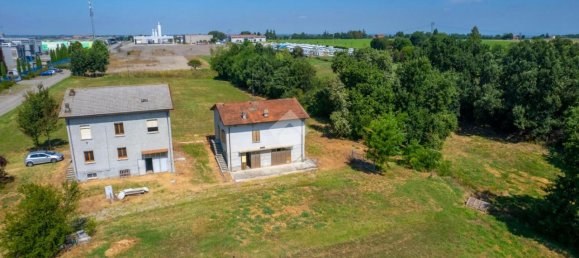 16 rooms House in Bibbiano, Italy No. 134155 5