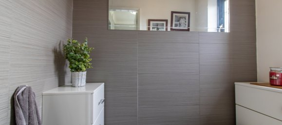  House in Durham, United Kingdom No. 1816 25