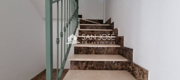 Дом с 4 спальнями в Салинас, Испания № 98650 12