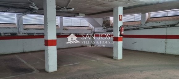 Дом с 4 спальнями в Салинас, Испания № 98650 10