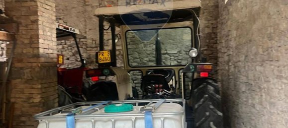 Studio in Varano de' Melegari, Italy No. 298921 4