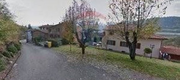 Studio in Varano de' Melegari, Italy No. 298921 18