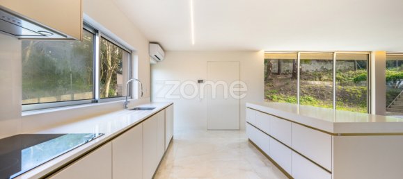 4 Schlafzimmer Haus in Senhora da Hora, Portugal, Nr. 117029 25