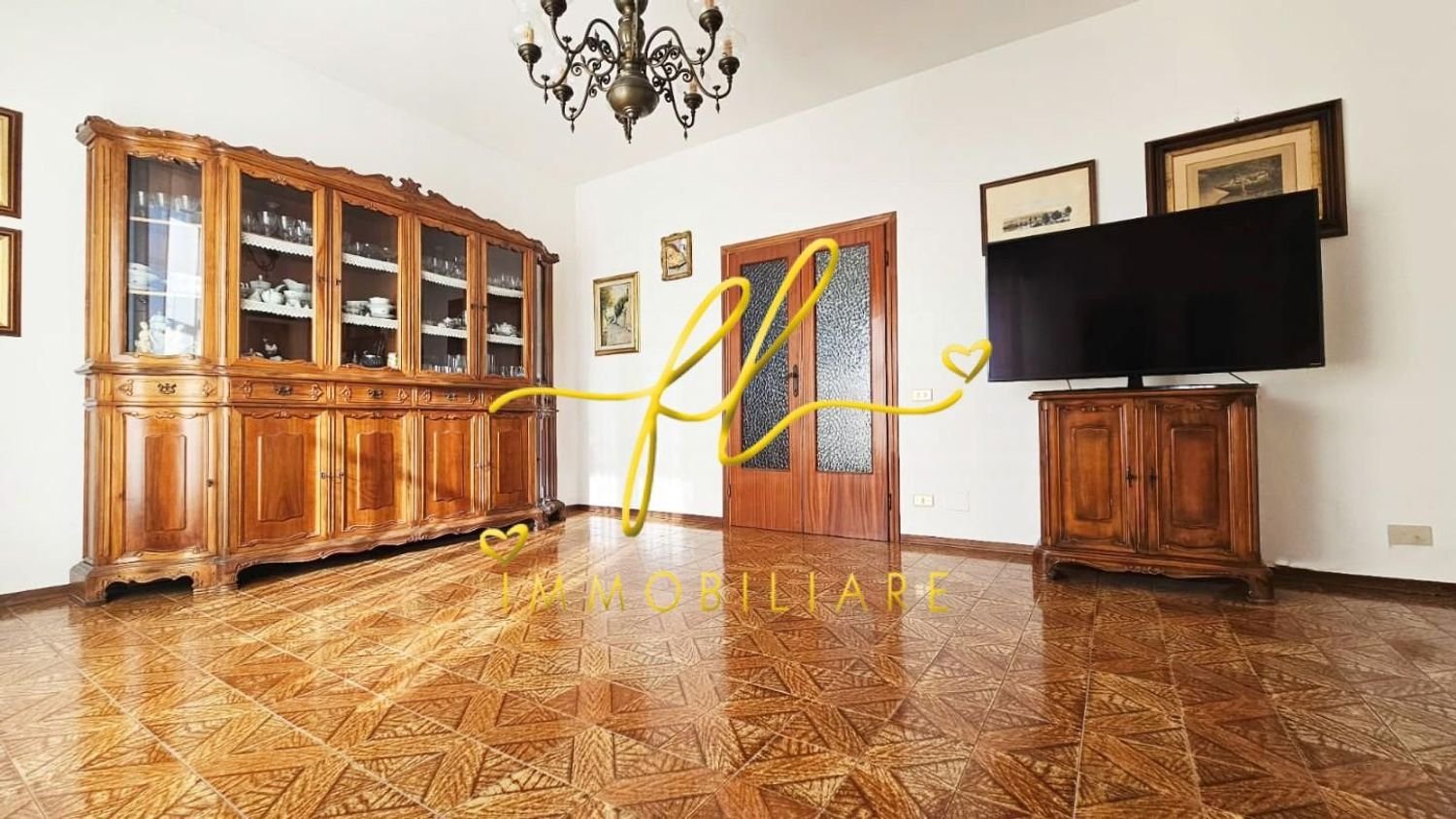 5 rooms Apartment in Rosignano Marittimo, Italy No. 129482