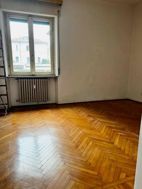 3غرفة شقة في Pavia, Italy رقم 42596