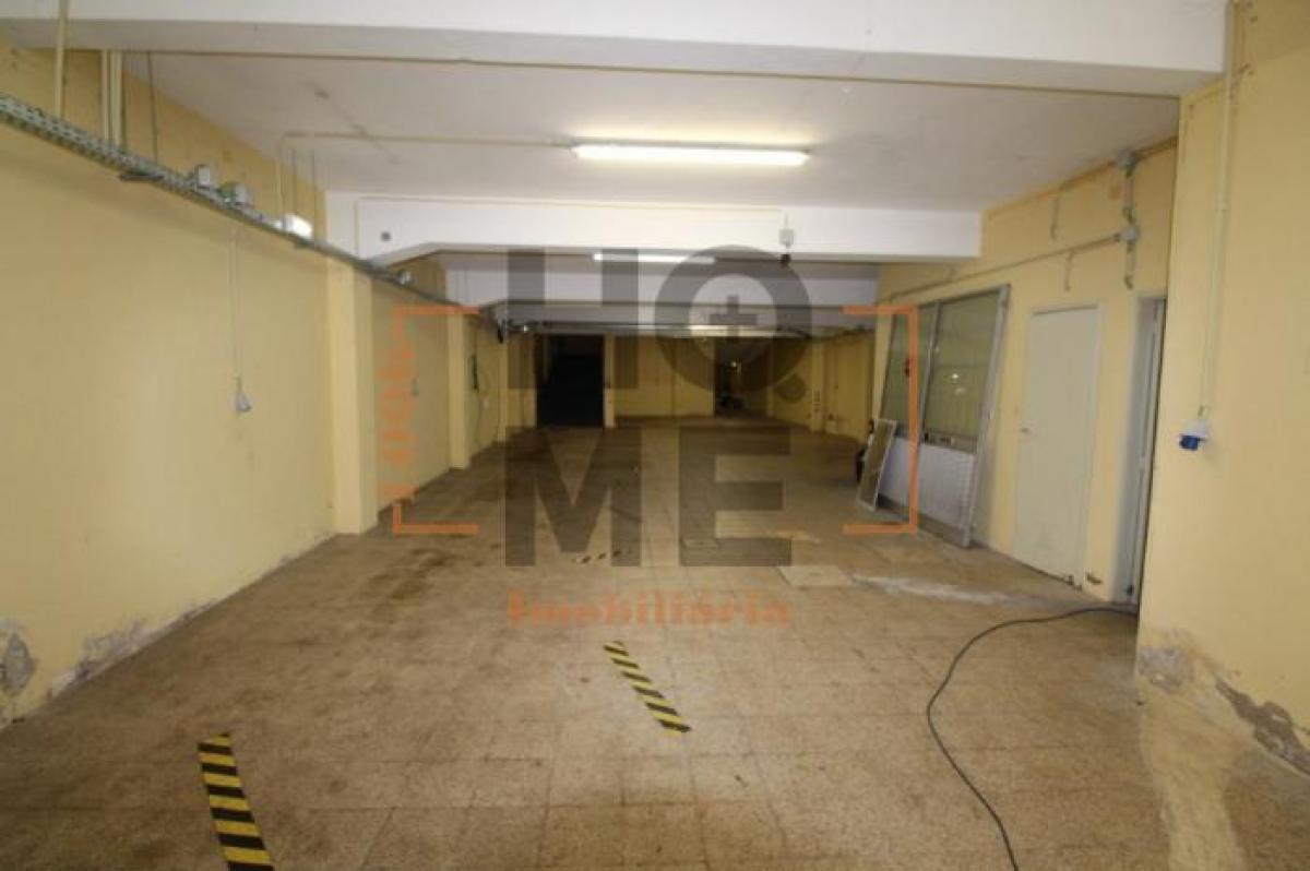 Фабрика 493м² в Порту, Португалия № 8302