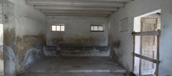 Дом с 6 комнатами в Удине, Италия № 111624 7