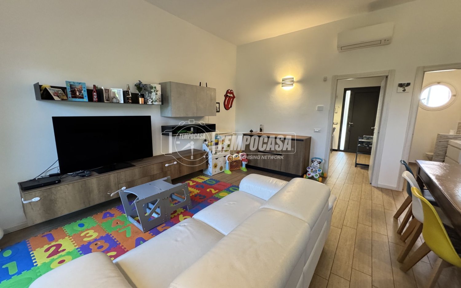 Apartamento T1 em Ossona, Italy N.º 286584