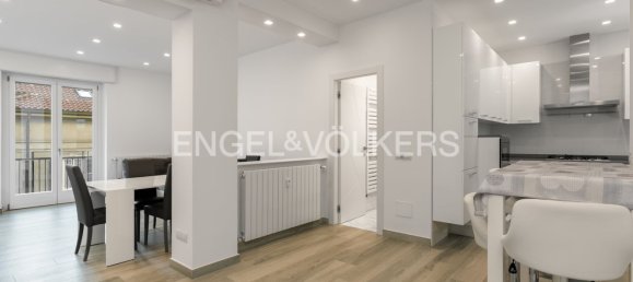 Квартира с 4 комнатами в Комо, Италия № 179692 3