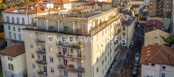 Квартира с 4 комнатами в Комо, Италия № 179692 32