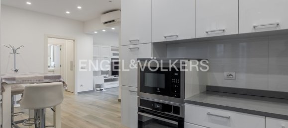 Квартира с 4 комнатами в Комо, Италия № 179692 12