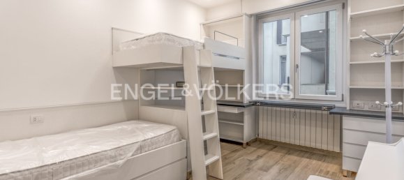 Квартира с 4 комнатами в Комо, Италия № 179692 30