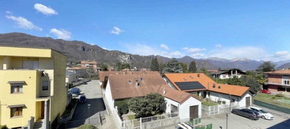 5 bedrooms Apartment in San Maurizio d'Opaglio, Italy No. 377452 4