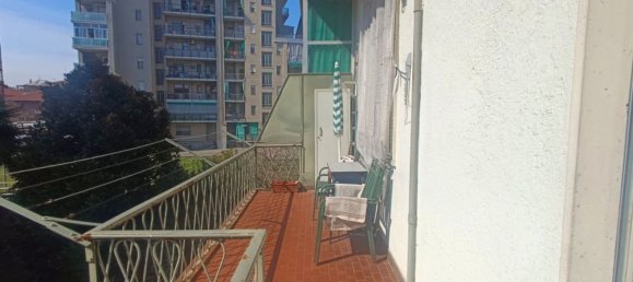 3-salle Appartement à Turin, Italy No. 11879 40