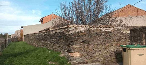 2 Schlafzimmer Haus in Santa Maria La Real De Nieva, Spain, Nr. 70145 4