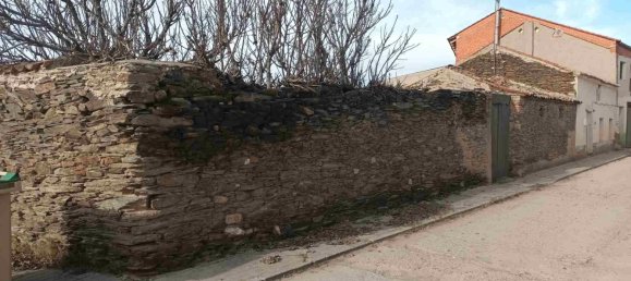 2 Schlafzimmer Haus in Santa Maria La Real De Nieva, Spain, Nr. 70145 3