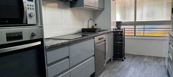 4 bedrooms Apartment in Alicante, Spain No. 148864 8