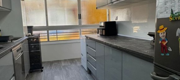 4 bedrooms Apartment in Alicante, Spain No. 148864 7