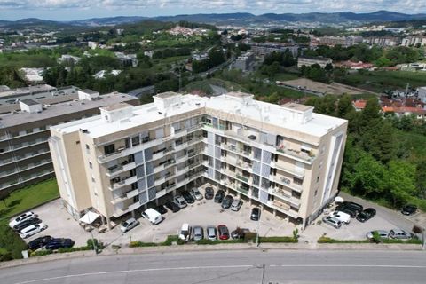 3 bedrooms Apartment in Guimaraes, Portugal No. 190105