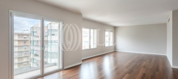 Пентхаус с 4 спальнями в Лиссабон, Португалия № 102095 12