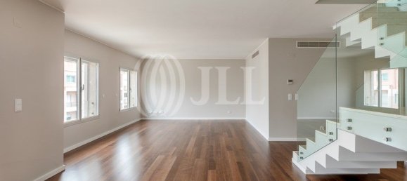 Пентхаус с 4 спальнями в Лиссабон, Португалия № 102095 10