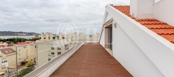 Пентхаус с 4 спальнями в Лиссабон, Португалия № 102095 36