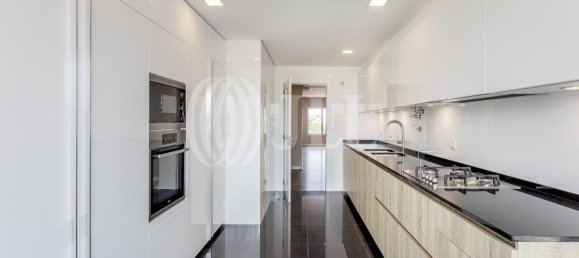 Пентхаус с 4 спальнями в Лиссабон, Португалия № 102095 27