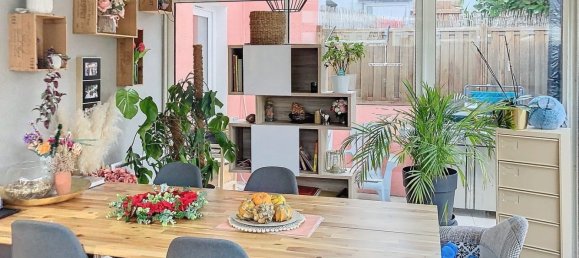 4 bedrooms House in Joue-les-Tours, France No. 47356 3