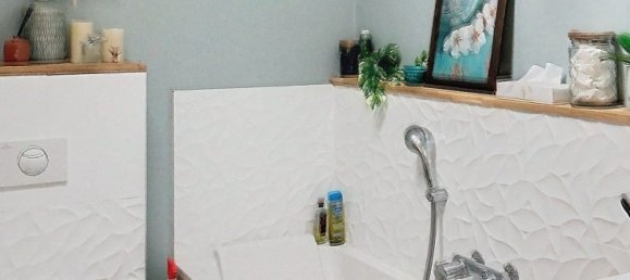 4 bedrooms House in Joue-les-Tours, France No. 47356 9