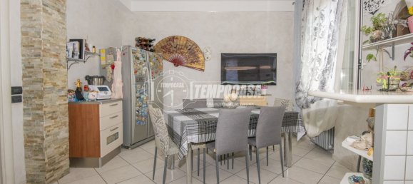 Apartamento de 3 habitaciónes en Quattro Castella, Italy No. 274480 34