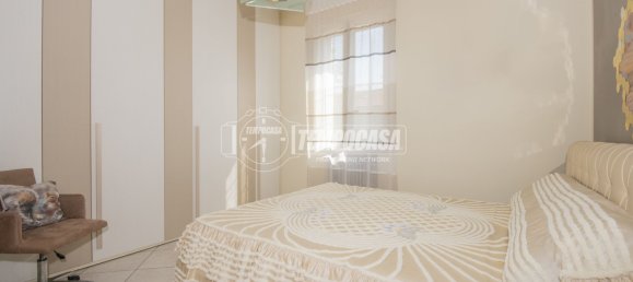 Apartamento de 3 habitaciónes en Quattro Castella, Italy No. 274480 11