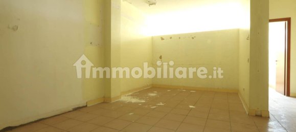 Коммерческая недвижимость с 3 комнатами в Виченца, Италия № 268129 10