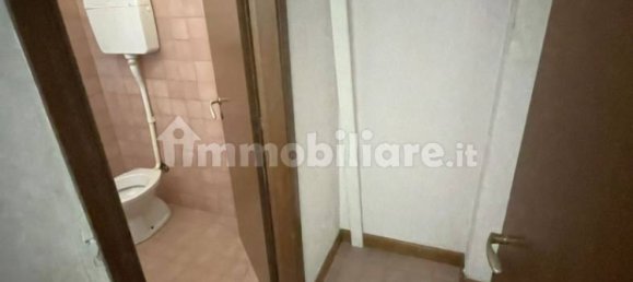 Коммерческая недвижимость с 3 комнатами в Виченца, Италия № 268129 38