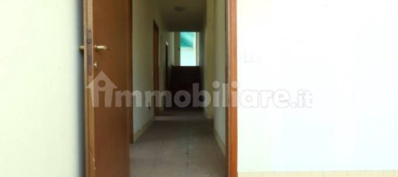 Коммерческая недвижимость с 3 комнатами в Виченца, Италия № 268129 17