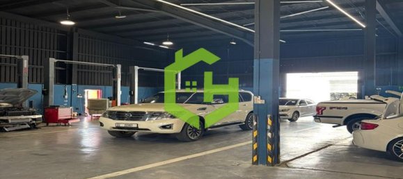 557.4m² Warehouse in Al Quoz, UAE No. 44655 8