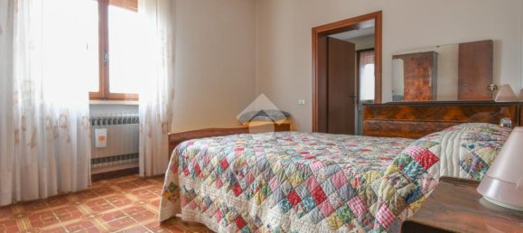 Villa T2 em Poggio Renatico, Italy N.º 211091 21