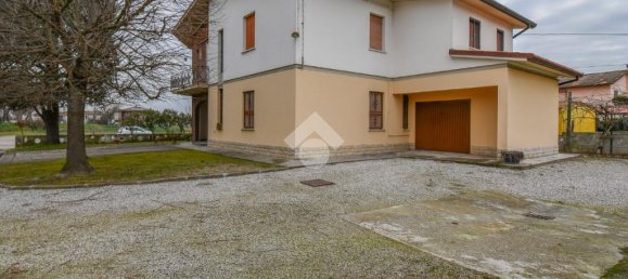 Villa T2 em Poggio Renatico, Italy N.º 211091 3