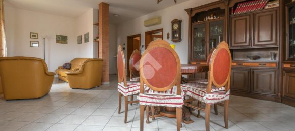 Villa T2 em Poggio Renatico, Italy N.º 211091 12