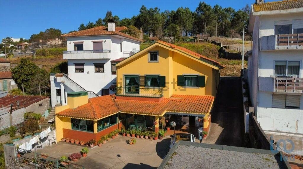 4 bedrooms Townhouse in Gondomar, Portugal No. 273070