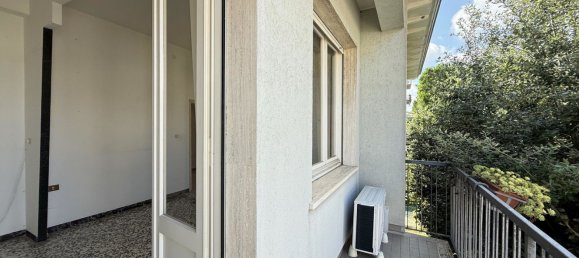 3 bedrooms Apartment in Rimini, Italy No. 327165 9