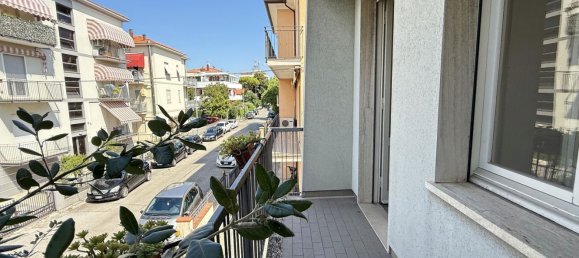 3 bedrooms Apartment in Rimini, Italy No. 327165 8