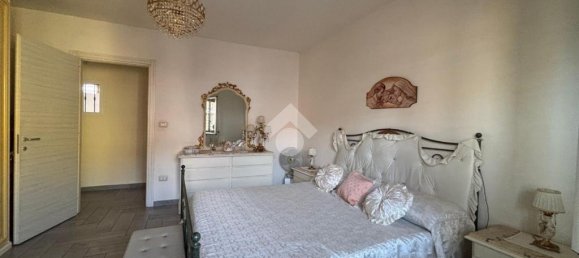 2 bedrooms Apartment in Naples, Italy No. 273370 11