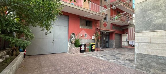 2 bedrooms Apartment in Naples, Italy No. 273370 3