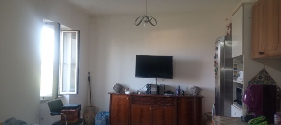 4 rooms House in Cisterna di Latina, Italy No. 112456 2