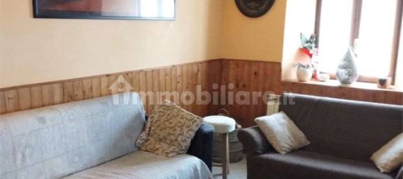 3 bedrooms House in Borgo Priolo, Italy No. 272611 9