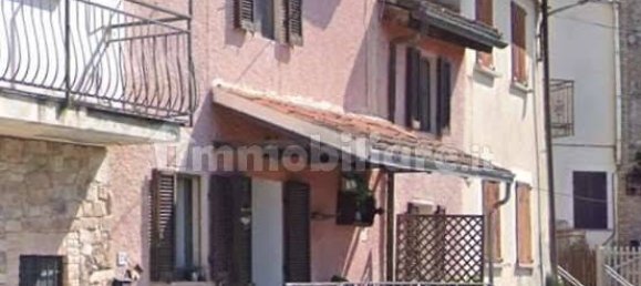 3 bedrooms House in Borgo Priolo, Italy No. 272611 3